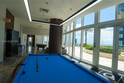 Condo in Sunny Isles Beach, Florida, 2 bedrooms  № 1811516 - photo 21