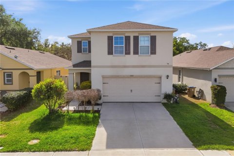 Villa ou maison à Kissimmee, Floride 4 chambres, 211.82 m2 № 2212272