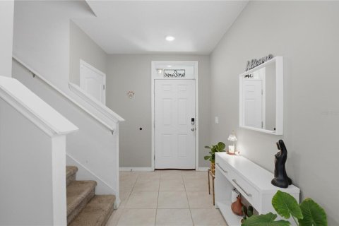 House in Kissimmee, Florida 4 bedrooms, 211.82 sq.m. № 2212272 - photo 10