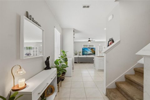 House in Kissimmee, Florida 4 bedrooms, 211.82 sq.m. № 2212272 - photo 9
