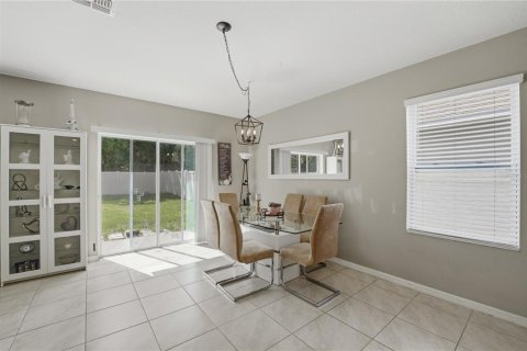 House in Kissimmee, Florida 4 bedrooms, 211.82 sq.m. № 2212272 - photo 22