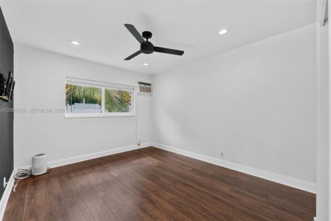 Villa ou maison à vendre à Oakland Park, Floride: 2 chambres, 93.46 m2 № 2346957 - photo 18