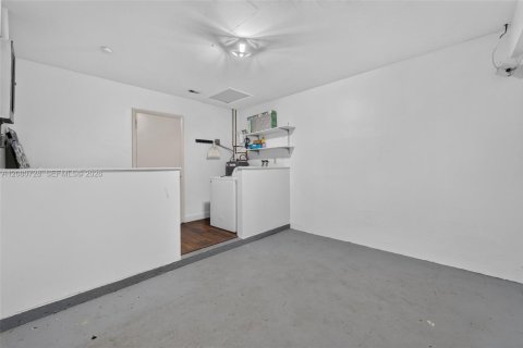 Villa ou maison à vendre à Oakland Park, Floride: 2 chambres, 93.46 m2 № 2346957 - photo 25