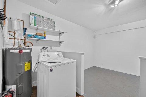 Villa ou maison à vendre à Oakland Park, Floride: 2 chambres, 93.46 m2 № 2346957 - photo 26