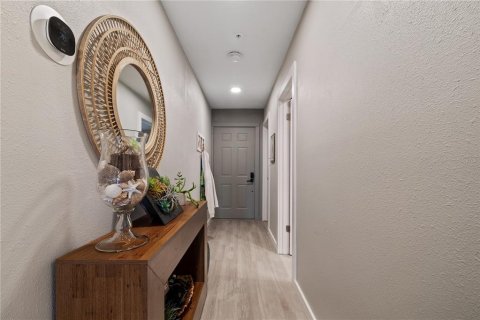 Copropriété à vendre à Tampa, Floride: 3 chambres, 154.96 m2 № 2342506 - photo 9