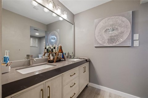 Copropriété à vendre à Tampa, Floride: 3 chambres, 154.96 m2 № 2342506 - photo 26