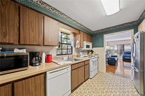 Купить виллу или дом в Тампа, Флорида 3 комнаты, 293.01м2, № 2104639 - фото 10
