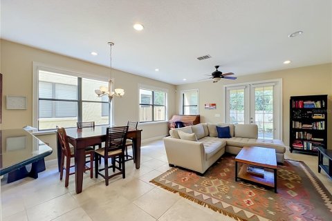 Dúplex en venta en Orlando, Florida, 3 dormitorios, 158.96 m2 № 2418870 - foto 11