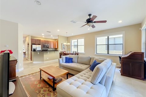 Dúplex en venta en Orlando, Florida, 3 dormitorios, 158.96 m2 № 2418870 - foto 13