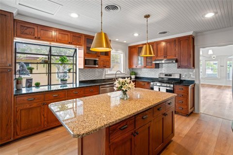 Casa en alquiler en Tampa, Florida, 3 dormitorios, 129.88 m2 № 1915296 - foto 22