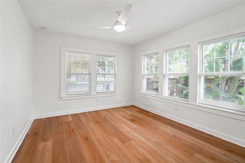 Casa en alquiler en Tampa, Florida, 3 dormitorios, 129.88 m2 № 1915296 - foto 24