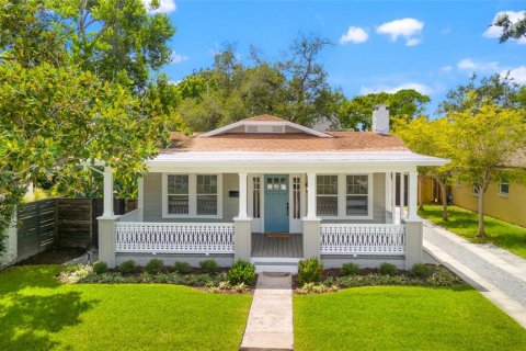 Casa en alquiler en Tampa, Florida, 3 dormitorios, 129.88 m2 № 1915296 - foto 1