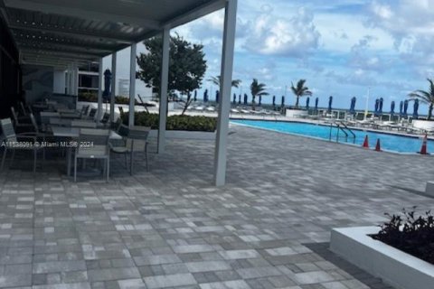 Copropriété à vendre à Hallandale Beach, Floride: 1 chambre, 89.19 m2 № 1895856 - photo 30