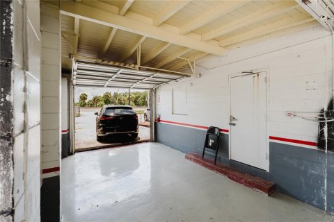 Propiedad comercial en venta en Orlando, Florida, 137.12 m2 № 1806873 - foto 24