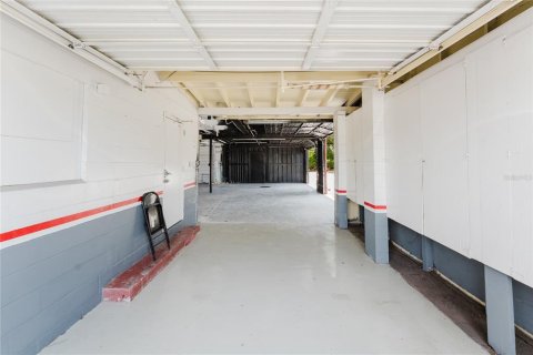 Propiedad comercial en venta en Orlando, Florida, 137.12 m2 № 1806873 - foto 22