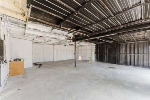 Propiedad comercial en venta en Orlando, Florida, 137.12 m2 № 1806873 - foto 23