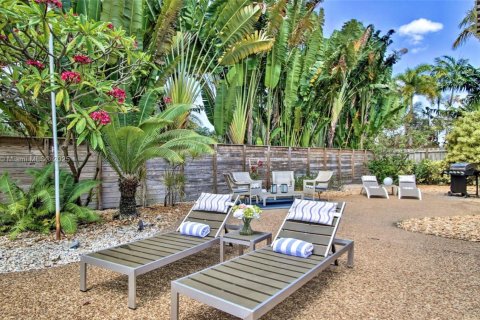 House in Oakland Park, Florida 4 bedrooms, 195.19 sq.m. № 1958243 - photo 7