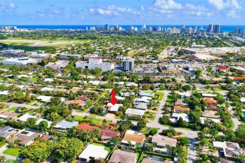 House in Oakland Park, Florida 4 bedrooms, 195.19 sq.m. № 1958243 - photo 26