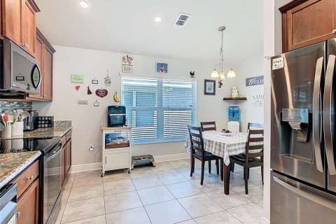 House in Haines City, Florida 4 bedrooms, 168.62 sq.m. № 1514296 - photo 10