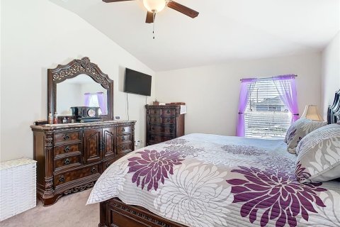 House in Haines City, Florida 4 bedrooms, 168.62 sq.m. № 1514296 - photo 23
