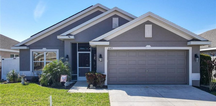 House in Haines City, Florida 4 bedrooms, 168.62 sq.m. № 1514296