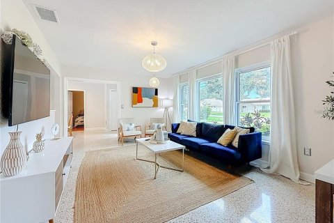 Купить виллу или дом в Ларго, Флорида 6 комнат, 148.09м2, № 2236240 - фото 6