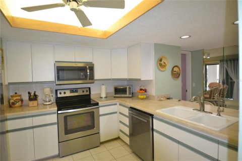 Condominio en alquiler en Tarpon Springs, Florida, 2 dormitorios, 118.91 m2 № 1717217 - foto 18