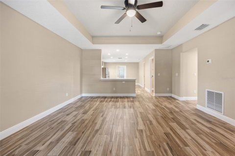 House in Eustis, Florida 3 bedrooms, 126.63 sq.m. № 1841599 - photo 4