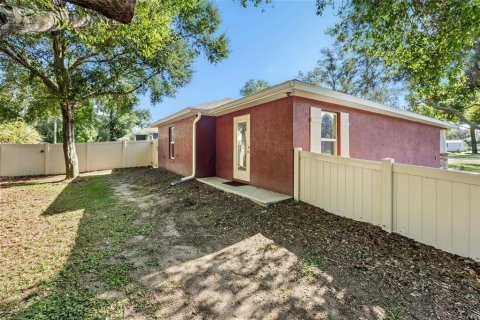 House in Eustis, Florida 3 bedrooms, 126.63 sq.m. № 1841599 - photo 26