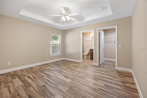 House in Eustis, Florida 3 bedrooms, 126.63 sq.m. № 1841599 - photo 12
