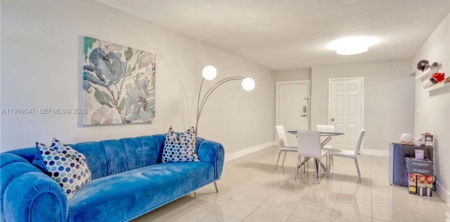 Condo à Miami, Floride, 1 chambre  № 2051612