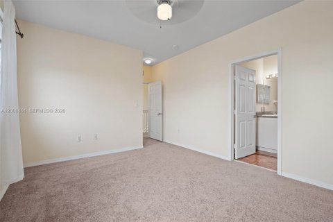 Touwnhouse à louer à Homestead, Floride: 2 chambres, 110.55 m2 № 2072947 - photo 15