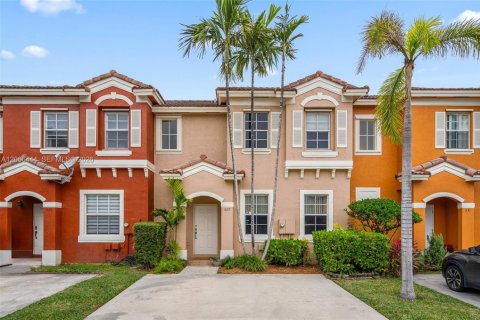 Touwnhouse à louer à Homestead, Floride: 2 chambres, 110.55 m2 № 2072947 - photo 2