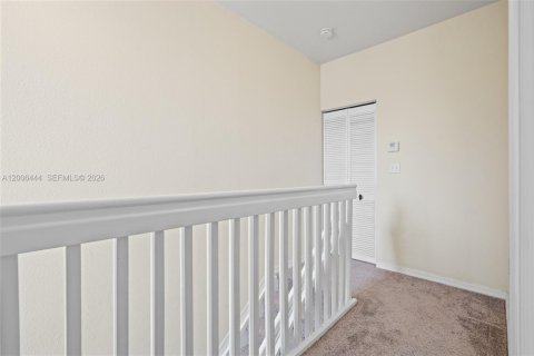 Touwnhouse à louer à Homestead, Floride: 2 chambres, 110.55 m2 № 2072947 - photo 13