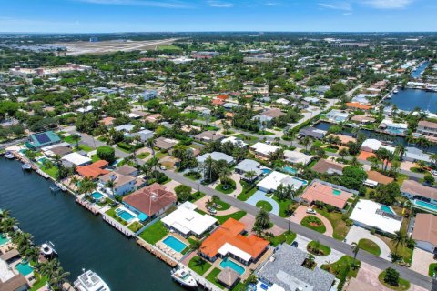 Villa ou maison à vendre à Pompano Beach, Floride: 3 chambres, 184.88 m2 № 1221655 - photo 1