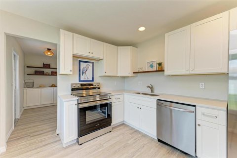 Casa en venta en Bradenton, Florida, 2 dormitorios, 98.01 m2 № 1916117 - foto 15