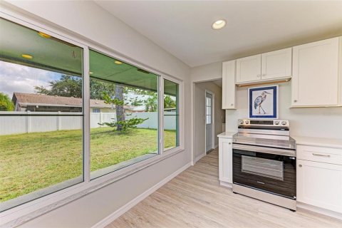 Casa en venta en Bradenton, Florida, 2 dormitorios, 98.01 m2 № 1916117 - foto 11