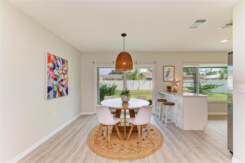 Casa en venta en Bradenton, Florida, 2 dormitorios, 98.01 m2 № 1916117 - foto 7