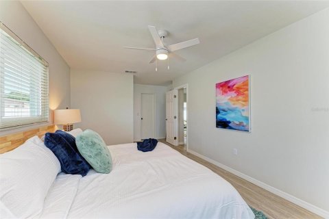 Casa en venta en Bradenton, Florida, 2 dormitorios, 98.01 m2 № 1916117 - foto 22