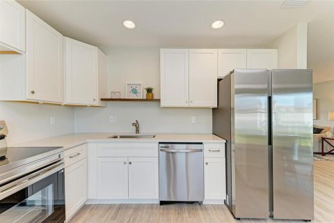 Casa en venta en Bradenton, Florida, 2 dormitorios, 98.01 m2 № 1916117 - foto 14
