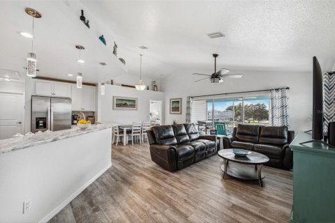 Casa en venta en Hernando Beach, Florida, 4 dormitorios, 142.51 m2 № 1524218 - foto 3