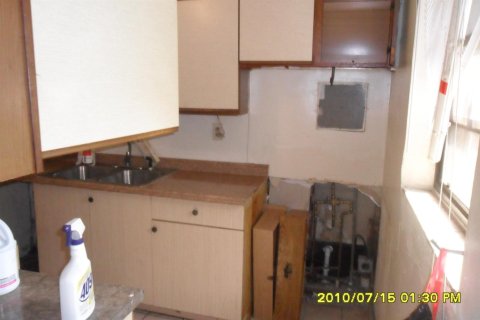House in Lake Park, Florida 3 bedrooms, 103.12 sq.m. № 2387998 - photo 24