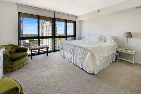 Condo in Tampa, Florida, 3 bedrooms  № 1640010 - photo 13