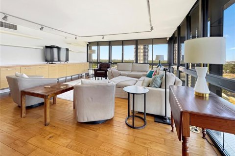 Condo in Tampa, Florida, 3 bedrooms  № 1640010 - photo 4