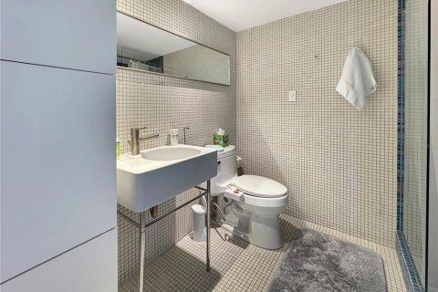 Condo in Tampa, Florida, 3 bedrooms  № 1640010 - photo 14