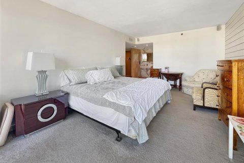 Condo in Tampa, Florida, 3 bedrooms  № 1640010 - photo 8