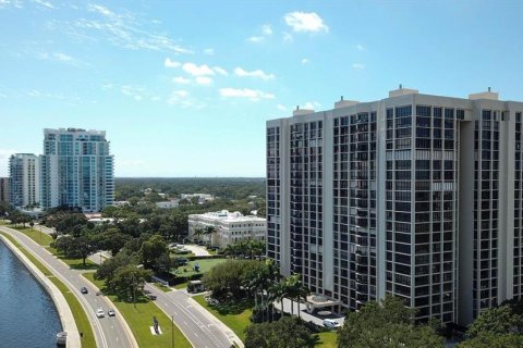 Condo in Tampa, Florida, 3 bedrooms  № 1640010 - photo 28