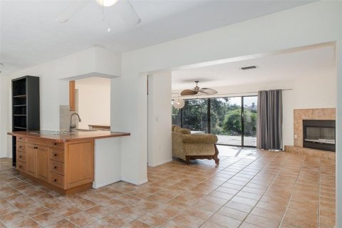 House in Holiday, Florida 2 bedrooms, 181.72 sq.m. № 2424255 - photo 19