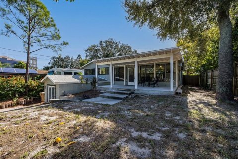 House in Holiday, Florida 2 bedrooms, 181.72 sq.m. № 2424255 - photo 9