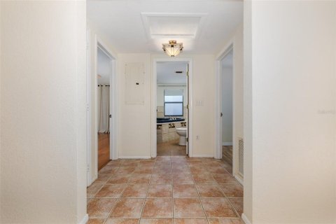 House in Holiday, Florida 2 bedrooms, 181.72 sq.m. № 2424255 - photo 23